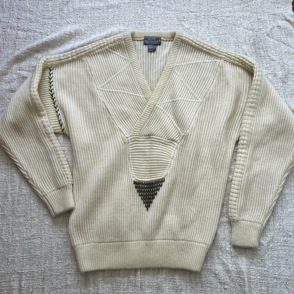 Vintage Le Tigre Cream V-Neck Sweater with Geometric Pattern